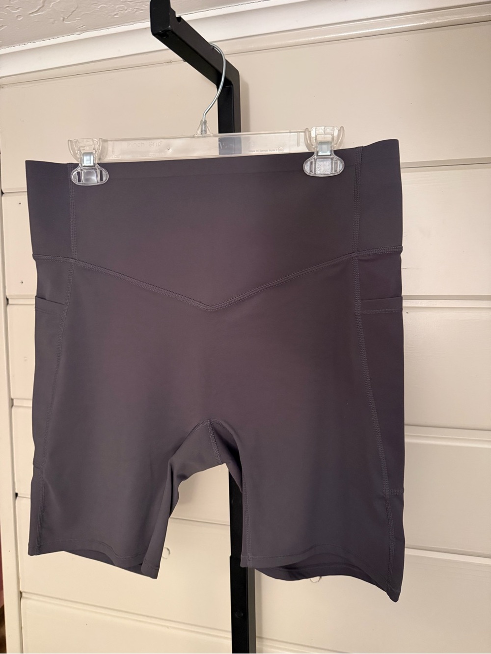 HALARA Charcoal High-Rise Bike Shorts with Side Pockets